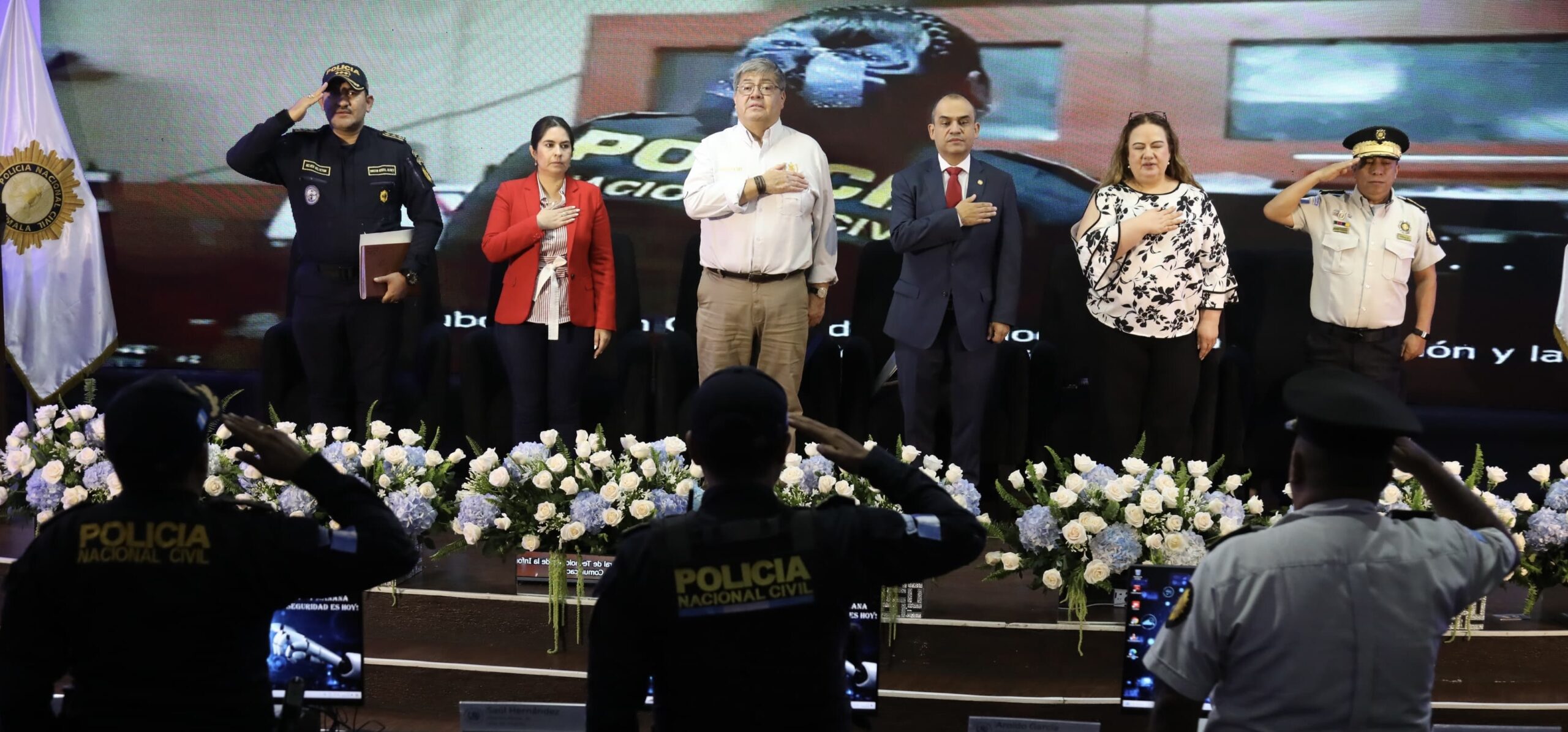 Modernización policial avanza con nueva dotación de equipos ...